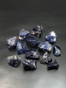 Cristallo grezzo artigianato alla rinfusa roccia minerale esemplare per la decorazione domestica Fanshi vendita calda naturale amore Feng Shui colorato di alta qualità - Product Image 3