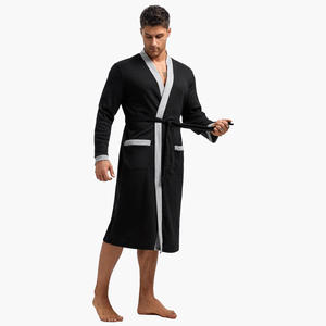 ชุดคลุมอาบน้ำผู้ชายแบบมีเข็มขัด แขนยาว ผ้าสแปนเด็กซ์/คอตตอน พร้อมโลโก้ - ชุดนอนกิโมโนเนื้อนุ่มหรูหรา - Product Image 2