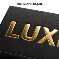 Brochure de marque en carton estampé à chaud, impression numérique, matériau personnalisé pour le marketing de marques de luxe et l'utilisation en vente au détail, faible MOQ