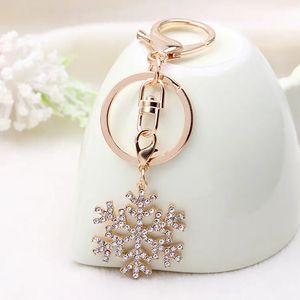 Nouveau Mode Style Hot Fashion Snowflake Porte-clés pour femmes Bijoux Cadeau Or Noël Porte-clés - Product Image 2