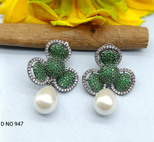 Pendientes Florales Chapados en Oro con Diamantes Americanos para Mujer, Elegantes Pendientes con Circonitas, Joyería para Novias, Bodas y Fiestas - Product Image 3