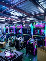 Machine de jeu d'arcade de tir Crazy Shooter à écran tactile de 10 pouces pour 2 joueurs, à monnayeur, avec cibles en forme de bouteilles néon, pour usage en intérieur