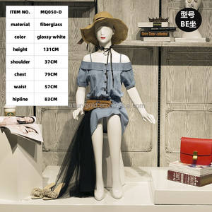 Vente de gros Mannequins assis Femme Blanc brillant Mannequin intégral en fibre de verre Femme Magasin pour vêtements - Product Image 6