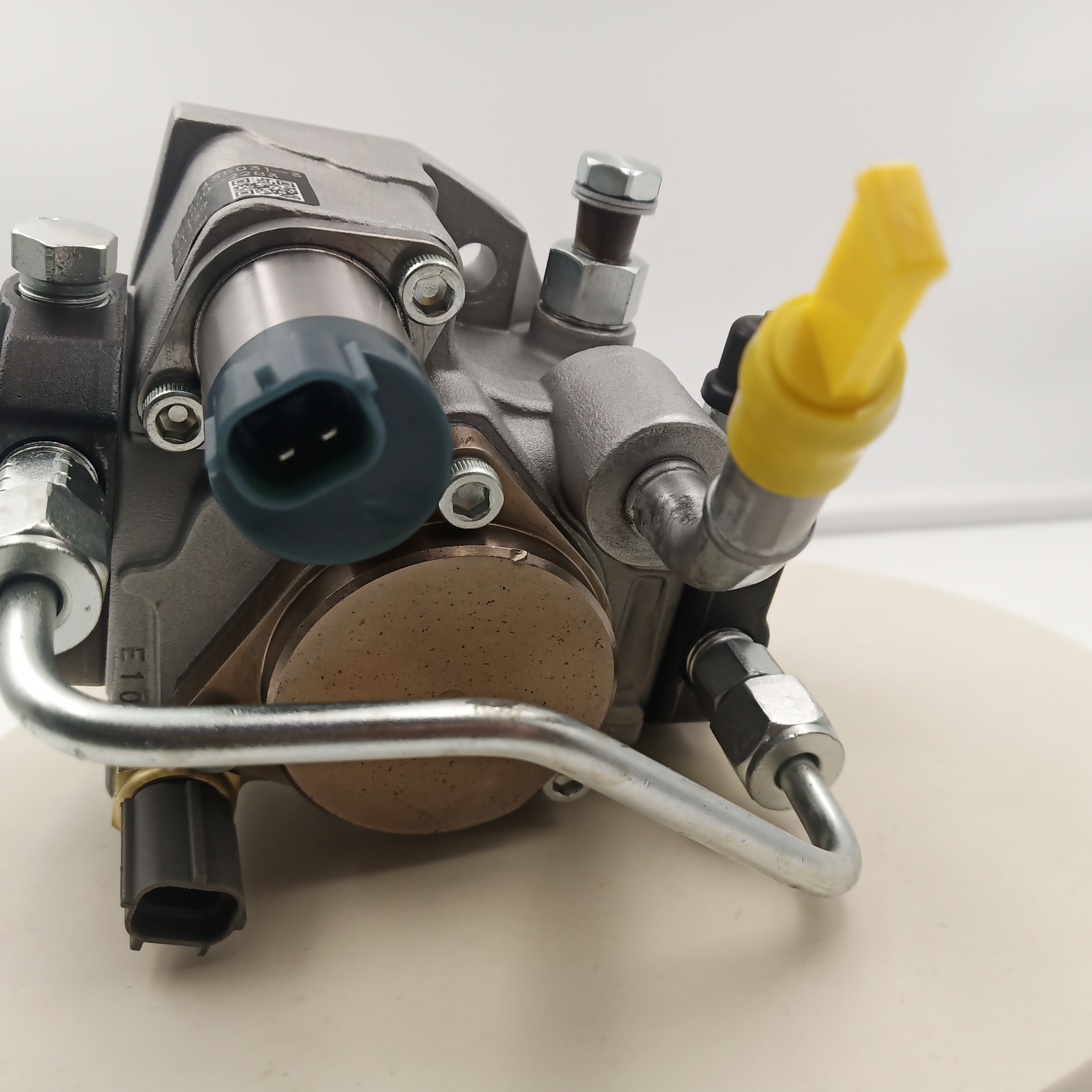 Diesel Fuel Pump 294050-0650 294050-065# Common Rail Fuel Injection Pump 8-98238464-0 For ISUZU 6HK1