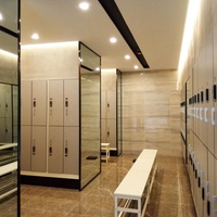 Casier scolaire DEBO moderne à 6 portes en HPL avec un design durable et imperméable pour le rangement des vêtements