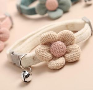 <span class=keywords><strong>Collar</strong></span> para gato y perro pequeño con campana y flor para Navidad, bonito <span class=keywords><strong>collar</strong></span> de lana para mascotas, suministro barato para gato - Product Image 4