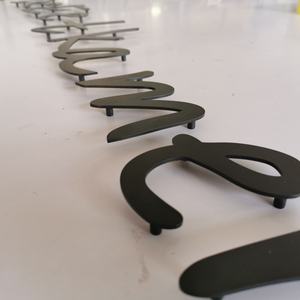 <span class=keywords><strong>En</strong></span> gros, lettres murales 3D <span class=keywords><strong>en</strong></span> métal découpées au laser non éclairées, logos pour entreprises, décoration <span class=keywords><strong>de</strong></span> voitures, usage intérieur - Acrylique, Acier inoxydable - Product Image 5