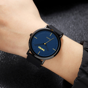 Montre chronographe ronde pour homme, bracelet en silicone de luxe, montre à quartz étanche 30M, montres en gros - Product Image 1