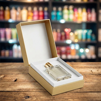 Boîte à parfum portable de luxe haut de gamme en carton doré, avec logo personnalisé, estampage à chaud, couvercle rigide magnétique, boîte cadeau avec mousse éponge