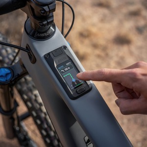 จักรยานเสือภูเขาไฟฟ้า Amflow PR Carbon EMTB Avinox M2S น้ำหนักเบา แบตเตอรี่ลิเธียมไอออน 800Wh 12 สปีด ระยะทาง 60 กม. DJI Avinox - Product Image 5