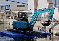 Véhicule amphibie mini flottant pour marais et dunes, bateau flottant avec moteur diesel et engrenages pour récolteuse d'algues aquatiques