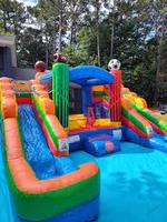 Structures gonflables combinées pour événements et parcs d'attractions