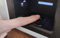 Centres de distribution d'hôtels Coffre-fort intelligent à clés pour appartement Système de casier à clés pour Airbnb avec gestion WEB