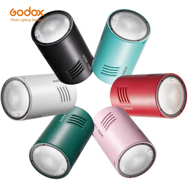 Godox Ad100pro 100WS Ttl 2.4G HSS Professional Pocket Flash Light 7.2V/2600mah Lithium Battery 360 Full Power Flashes 0.01-1.5s
