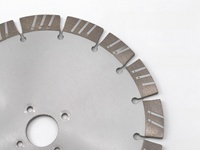 230mm Netz-Turbo-Diamantsägeblatt, Heißgepresst für Trockenschnitt an Granit, Marmor, Beton, Industriequalität Schnellschnitt, OEM