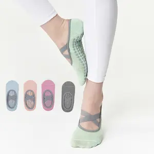 Benutzer definierte LOGO Silikon Yoga Socken Damen rutsch feste Cross Lapping Pilates Baumwolle Sport Gel Socken
