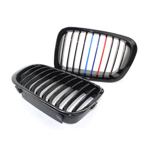 Parrilla Delantera BMW E46 Estilo M en Negro Brillante, Rejilla de Admisión de Aire, Mejora de Parachoques, Plástico ABS - Product Image 1