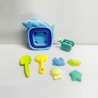Kit de jeu de sable en plastique 8 pièces pour enfants, seau pliable, pelle, râteau, moules à sable, jouet de plage pour la plage, le jardin et la piscine