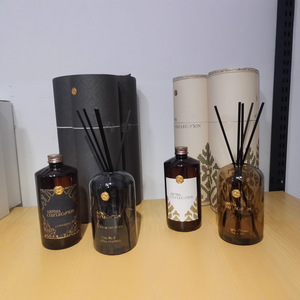 Nuevo <span class=keywords><strong>Perfume</strong></span> de Lujo para el Hogar, Marca Propia, Botella de Vidrio de Gran Capacidad, Difusor de Varillas de Fibra, Juego de Difusores - Product Image 4