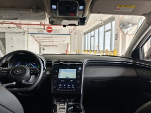 Hyundai Tucson 1.5T blanche 5 portes SUV d'occasion 2024, excellent état, faible kilométrage, prête à l'exportation, essence, automatique <span class=keywords><strong>pour</strong></span> l'<span class=keywords><strong>Afrique</strong></span> - Product Image 4