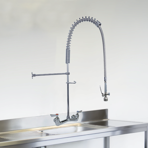 Robinet de <span class=keywords><strong>cuisine</strong></span> mural en laiton <span class=keywords><strong>avec</strong></span> <span class=keywords><strong>douchette</strong></span> extractible pour hôtels et cuisines commerciales - Product Image 4
