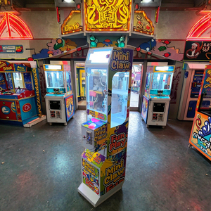 Máquina de Juegos de Grúa con Premios de Peluche Personalizada YIRUN, Mini Mega, con Receptor de Billetes - Product Image 5