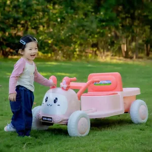 Venta al por mayor de fábrica de suministro de precio barato chicas encantadoras paseo en coche batería de plástico recargable paseo en tractor eléctrico