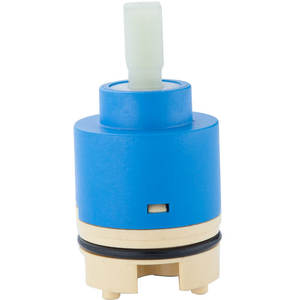 Chauffe-eau solaire télécommandé à haut débit avec noyau de valve spécial ; Robinet de cuisine à bassin en céramique avec fonction de direction inversée - Product Image 1