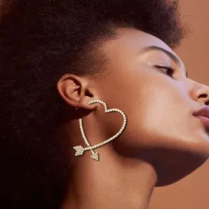 Arrow Heart Earrings Female Ins Super Flash Zircon Chain Simple Design Stud Hoop Exaggerated Earings