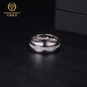 Anello da <span class=keywords><strong>Uomo</strong></span> Personalizzato in Argento 925 con Diamanti Coltivati in Laboratorio, Taglio Princess 2mm VVS, Anello di Fidanzamento Eternity Completo per <span class=keywords><strong>Uomo</strong></span> - Product Image 2