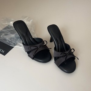 Sandales mules en satin pour femme avec nœud, bout rond ouvert, brides croisées, à enfiler, talon fin, pour l'été, décontractées ou de soirée - Product Image 2