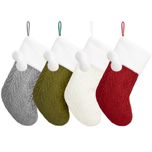 Calcetines Navideños Tejidos, Decoraciones para Reuniones Familiares, Regalos para el Árbol, Adornos Colgantes de Poliéster de Estilo Tradicional - Product Image 1