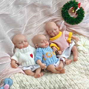 <span class=keywords><strong>Muñecos</strong></span> Reborn OEM <span class=keywords><strong>de</strong></span> 6" y 8" <span class=keywords><strong>de</strong></span> Cuerpo Completo <span class=keywords><strong>de</strong></span> <span class=keywords><strong>Silicona</strong></span>, Bebés Reborn Suaves y Realistas, Mini Juguetes Estilo Bebé, Regalos Coleccionables <span class=keywords><strong>de</strong></span> Arte - Product Image 3