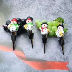 Christmas Wine Stoppers Plastic Creative Bottle Stopper Set For Holiday Gift Decor - Product Image 2