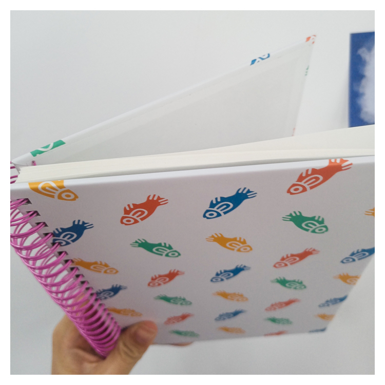 Planificadores y cuadernos personalizados 2025