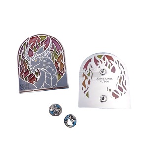 Insignia de metal esmaltado con diseño 3D de mariposa de forma irregular, color níquel negro, para suministro de sangre, diseño fresco - Product Image 5