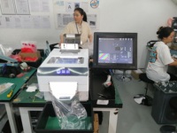 Machine de comptage de vision par ordinateur de bureau VST-1 pour le comptage et l'emballage de composants de petite taille, de matériel et de plastique pour l'inventaire d'entrepôt
