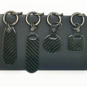 Fabbrica di alta qualità Logo personalizzato in fibra di carbonio portachiavi per auto uomo e <span class=keywords><strong>donna</strong></span> accessorio per auto <span class=keywords><strong>regalo</strong></span> con Logo personalizzato - Product Image 2