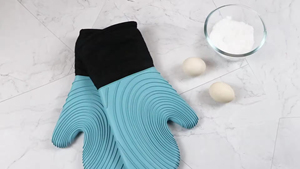 Juego de Guantes de Horno de Silicona Resistentes al Calor, Forro de Poliéster Suave, Impermeables, Largos, Flexibles y Gruesos para Cocina - Product Image 6