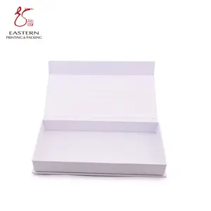 लोगो के साथ अच्छी गुणवत्ता वाला पैक ईयरफोन मैग्नेटिक गिफ्ट पेपर बॉक्स कस्टम फ्लेक्सोग्राफी रत्न लिपस्टिक कॉस्मेटिक पैकेजिंग बॉक्स