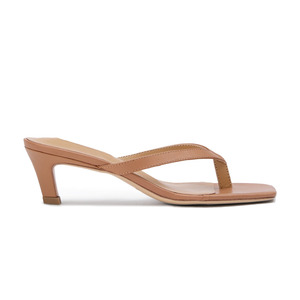 Venta al por mayor <span class=keywords><strong>de</strong></span> alta calidad <span class=keywords><strong>de</strong></span> verano nuevo estilo <span class=keywords><strong>de</strong></span> tamaño 9 Sandalias <span class=keywords><strong>de</strong></span> tacón bajo mixtas para las mujeres - Product Image 1