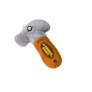 Peluche Creativo a Forma di Ascia Morbida, Simpatico Peluche a Forma di Martello con Artigli, Regalo Originale da 13 cm per Uomini e Amici, Pronto per la Spedizione, Disponibile in Magazzino - Product Image 5