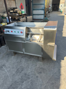 Chất Lượng Cao Thép Không Gỉ Thịt Dicer Gà Cắt Nhà Máy Bán Hàng Trực Tiếp Saw Máy Cắt Cho Chế Biến Thịt Thiết Bị - Product Image 5