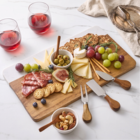 Offre Spéciale : Planche à fromage en bois d'acacia et marbre (8 pièces) avec ensemble de couteaux et plateau de service en céramique marbrée pour charcuterie