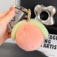 Porte-clés en fourrure de lapin douce et légère, design anime mignon petit pêche, fait main, boule en peluche pour décoration de voiture et sac, cadeau