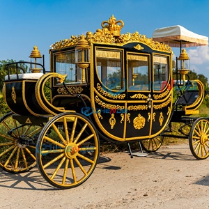 Magnifique calèche royale noire dorée à chevaux avec sculpture de couronne et auvent à franges, calèche vintage à quatre roues - Product Image 2