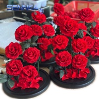 Vente en gros de roses séchées conservées dans un dôme en verre pour la décoration de mariage, la fête des mères