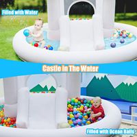 Château gonflable blanc avec toboggan, château gonflable intérieur et extérieur avec grand bac à balles et souffleur pour les enfants, fête de jardin en famille