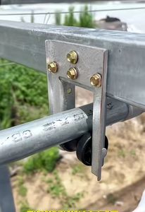 Hoge Kwaliteit Groothandel Goedkope Kas Kit Pusher Aluminium Ronde Buis Katrol Clip Kas Accessoires - Product Image 2