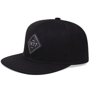 Casquette plate personnalisée, <span class=keywords><strong>patch</strong></span> en PU gravé diamant, sergé de coton, directement de l'usine, pour marques de skate, livraison rapide - Product Image 1